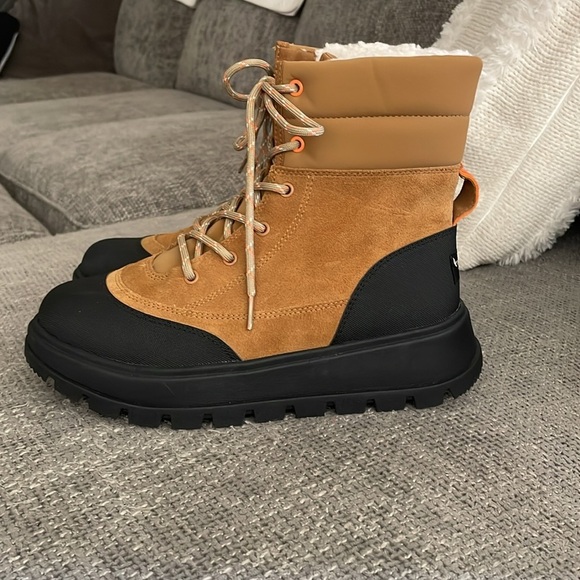 NWT UGG Koolaburra Waterproof Boots! - Picture 6 of 15
